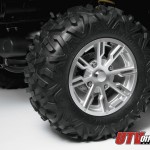 Commander 800 DPS Wheel rear 13.jpg