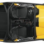 Commander 800 XT top Ylw 13.jpg